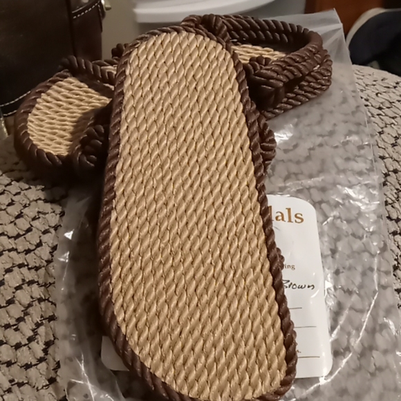 Children's Rope Sandals - Picture 4 of 4